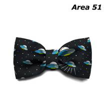Load image into Gallery viewer, Zee.Dog Area 51 Bow Tie
